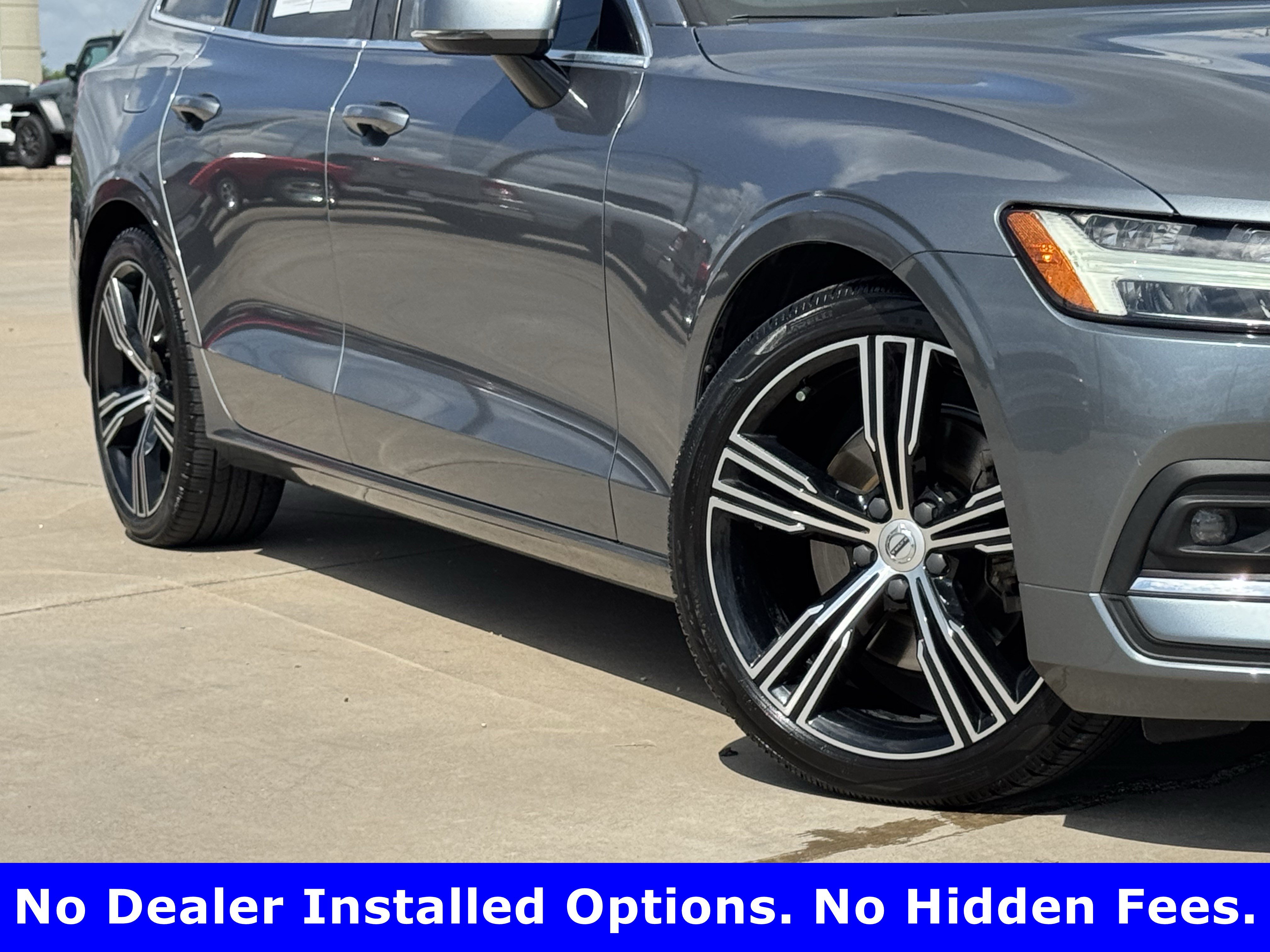 Used 2020 Volvo V60 T5 Inscription w/ Protection Package Premier FWD image 3