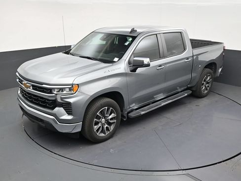 Used 2025 Chevrolet Silverado 1500 LT RWD image 11