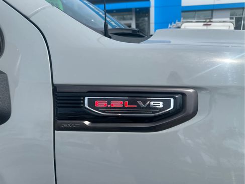 Used 2024 GMC Sierra 1500 AT4X AWD/4WD image 12