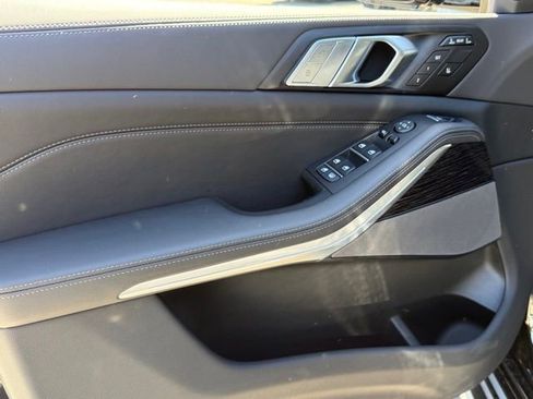New 2026 BMW X7 xDrive40i w/ M Sport Package image 15
