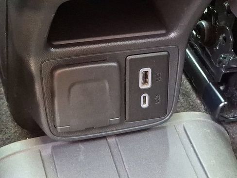 Used 2023 Buick Encore GX Essence w/ Experience Buick Package AWD/4WD image 21
