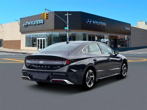 New 2026 Hyundai Sonata SEL image 8