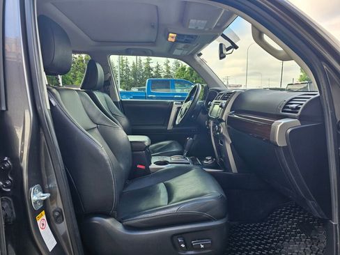 Used 2019 Toyota 4Runner Limited AWD/4WD image 10