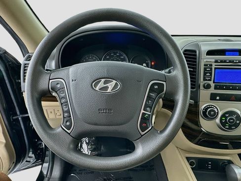 Used 2010 Hyundai Santa Fe GLS FWD image 12