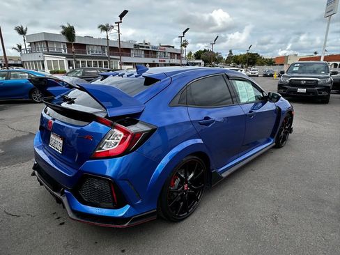Used 2018 Honda Civic Type R image 9