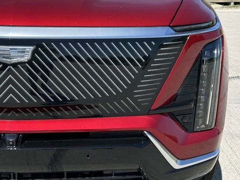 New 2026 Cadillac Vistiq Luxury image 8