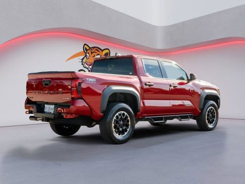 Used 2026 Toyota Tacoma TRD Off-Road AWD/4WD image 5