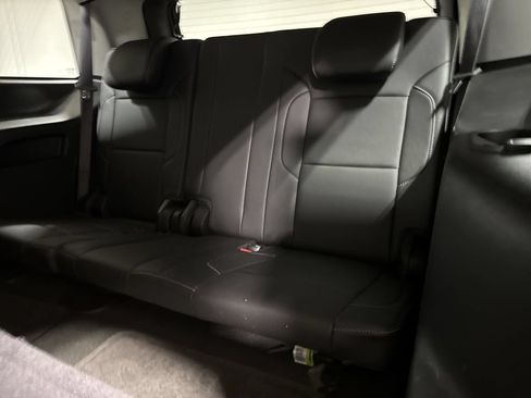 Used 2016 GMC Yukon SLT w/ HD Trailering Package AWD/4WD image 25