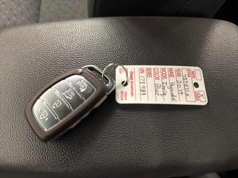 Used 2019 Hyundai Ioniq Blue image 27