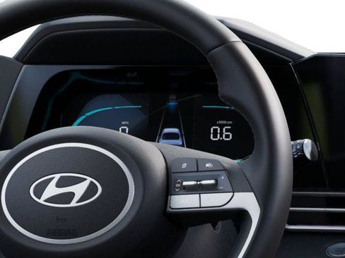 New 2026 Hyundai Elantra SEL Sport FWD image 13