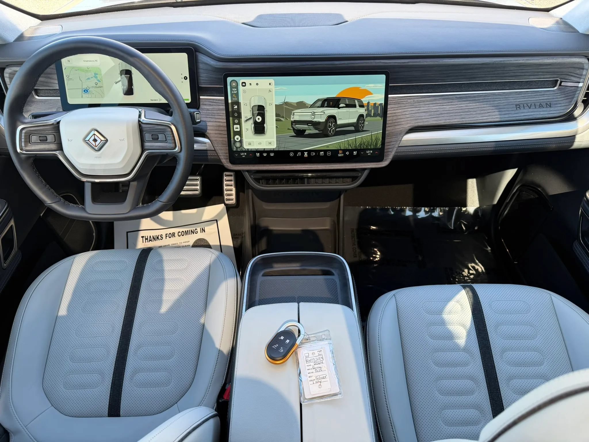 Used 2024 Rivian R1S Adventure Dual AWD/4WD image 15