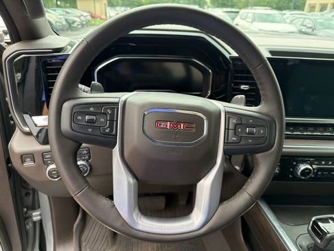 Used 2023 GMC Sierra 1500 SLT w/ SLT Premium Package AWD/4WD image 14