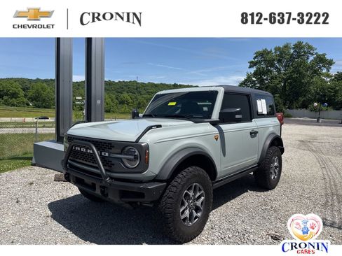Used 2024 Ford Bronco Badlands AWD/4WD image 1