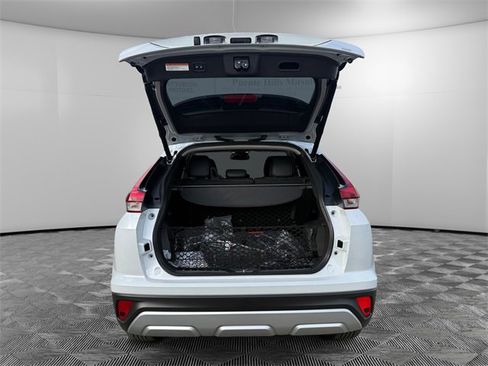 New 2026 Mitsubishi Eclipse Cross SE image 9