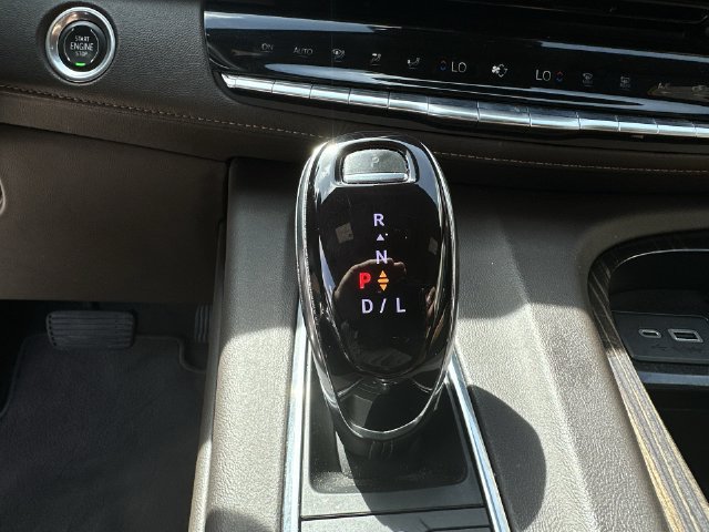 Certified 2023 Cadillac Escalade Premium Luxury w/ Performance Package AWD/4WD image 10