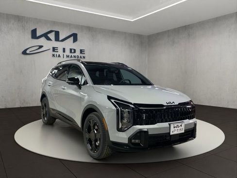 New 2026 Kia Sportage X-Line w/ X-Line Technology Package image 3