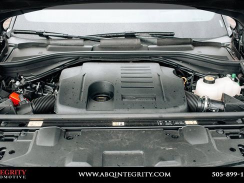Used 2025 Land Rover Range Rover Long Wheelbase SE AWD/4WD image 49
