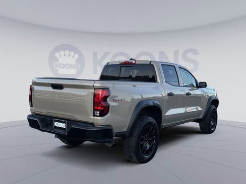 Used 2024 Chevrolet Colorado Trail Boss AWD/4WD image 7