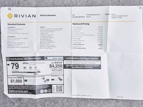 Used 2025 Rivian R1S Adventure image 87