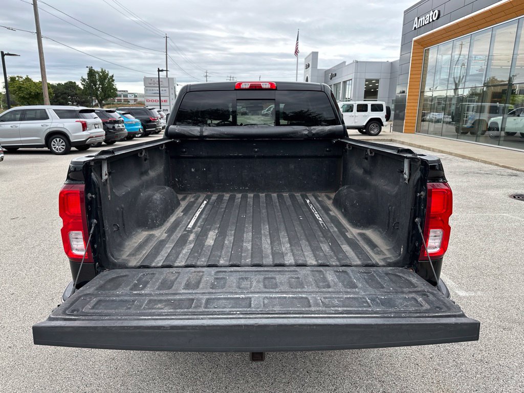 Used 2017 Chevrolet Silverado 1500 LTZ w/ Sport Package AWD/4WD image 10