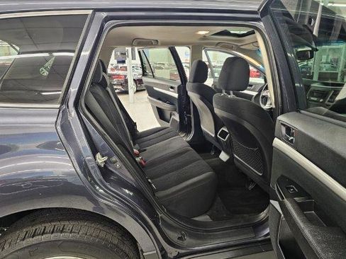 Used 2013 Subaru Outback 2.5i Premium image 35