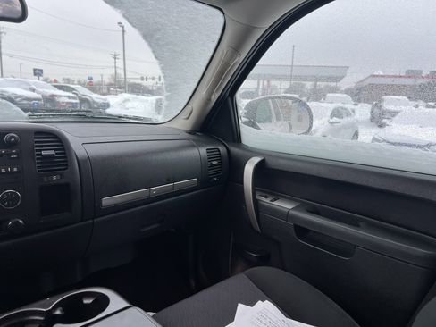 Used 2010 Chevrolet Silverado 1500 LT w/ Power Pack Plus image 12