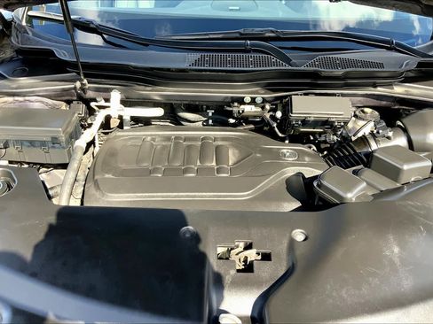 Used 2019 Acura MDX FWD w/ Technology Package image 32