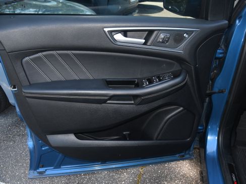 Used 2020 Ford Edge ST w/ Equipment Group 401A image 9