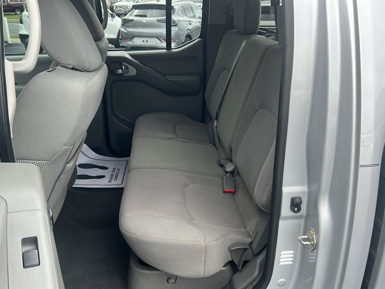 Used 2019 Nissan Frontier SV AWD/4WD image 12