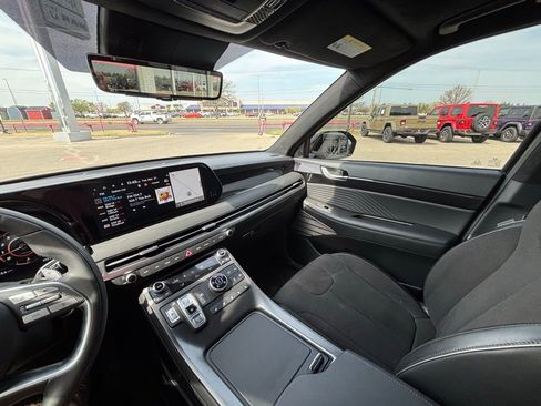 Used 2025 Hyundai Palisade Calligraphy image 23