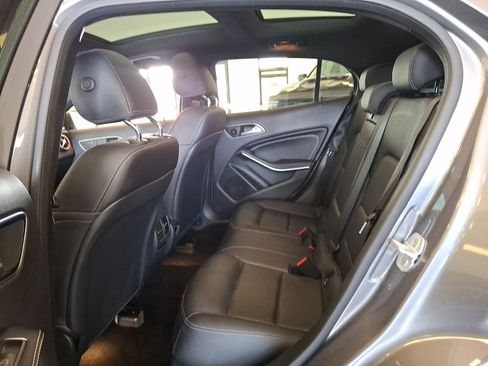 Used 2017 Mercedes-Benz GLA 250 4MATIC image 10
