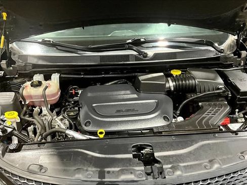 Used 2020 Chrysler Pacifica Touring-L Plus w/ S Appearance Package FWD image 27