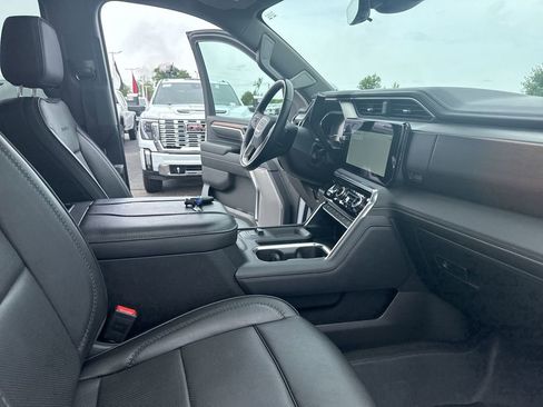 Certified 2024 GMC Sierra 2500 Denali w/ Denali Reserve Package AWD/4WD image 35
