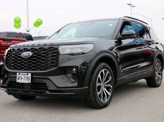 Certified 2025 Ford Explorer ST-Line video 1