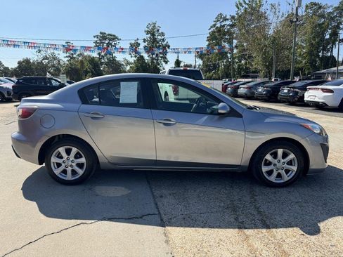 Used 2011 MAZDA MAZDA3 i Touring image 4