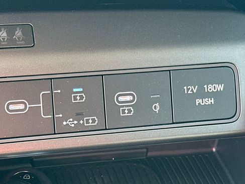 New 2026 Hyundai Kona Limited FWD image 32