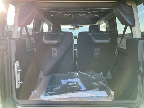 New 2025 Ford Bronco Badlands image 19