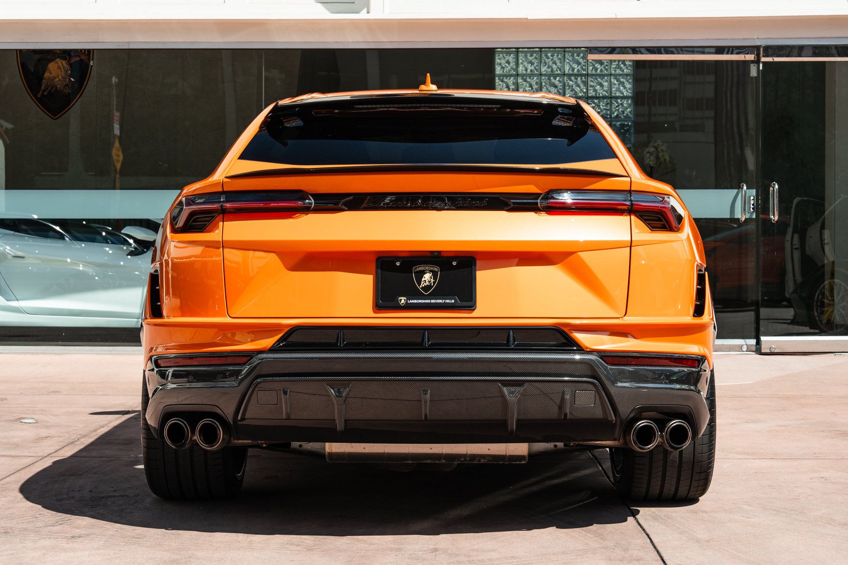 Used 2024 Lamborghini Urus Performante AWD/4WD image 4