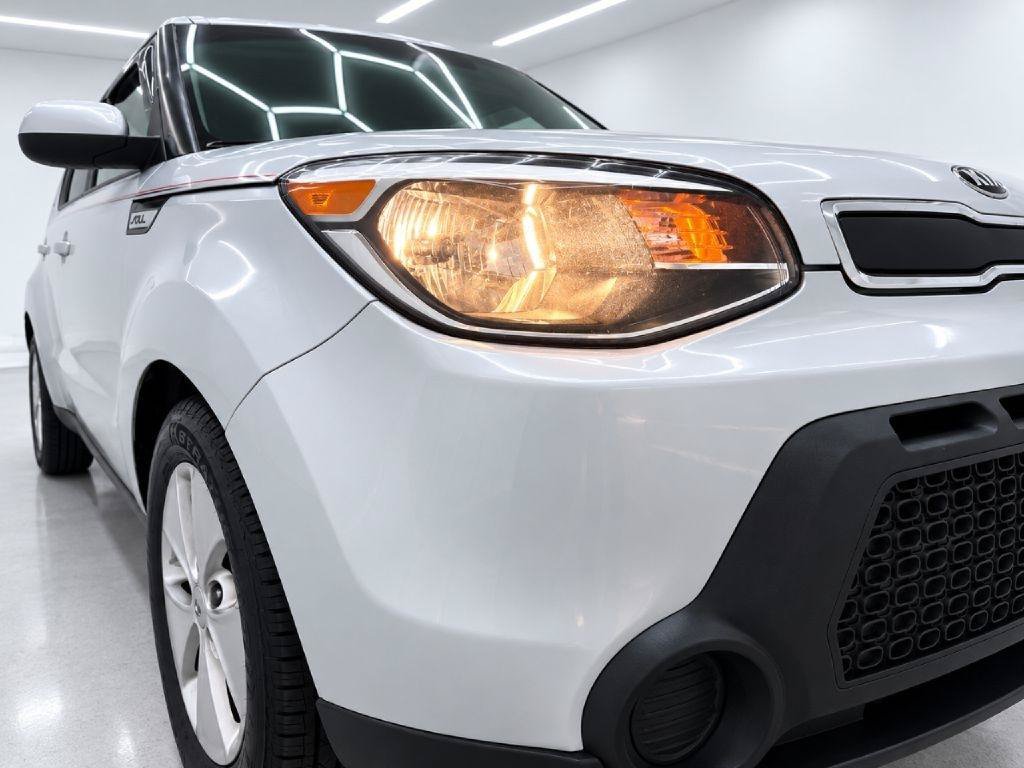Used 2016 Kia Soul FWD image 32