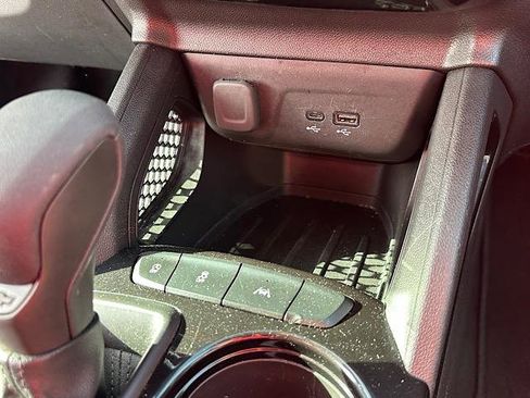 Used 2024 Chevrolet TrailBlazer LT image 26