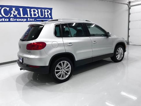Used 2013 Volkswagen Tiguan SE image 17