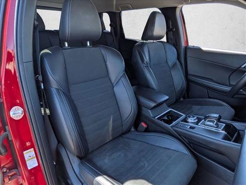 Used 2024 Mitsubishi Outlander SE FWD image 20