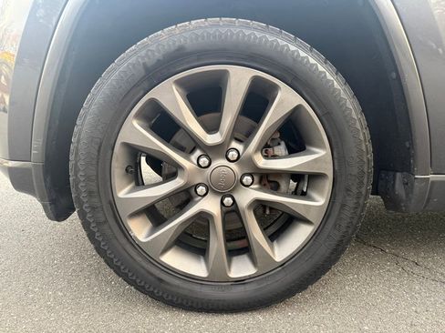 Used 2017 Jeep Grand Cherokee Limited 75th Anniversary image 40