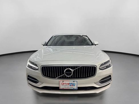 Used 2018 Volvo S90 T6 Inscription image 2