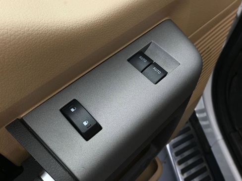 Used 2015 Ford F350 Lariat w/ Camper Package image 20