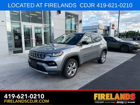 Used 2022 Jeep Compass Limited AWD/4WD image 1