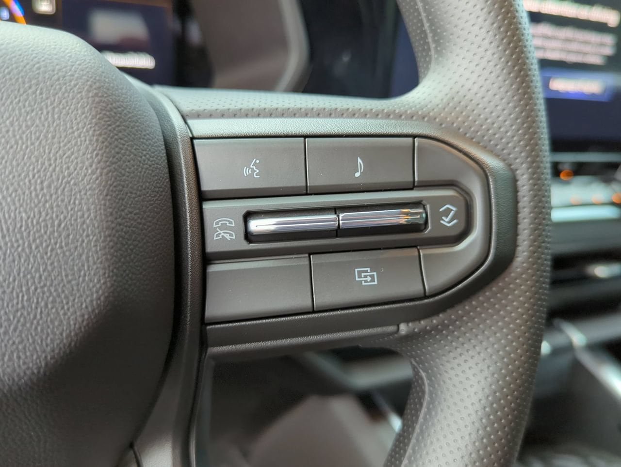 New 2026 Chevrolet Colorado Trail Boss AWD/4WD image 12
