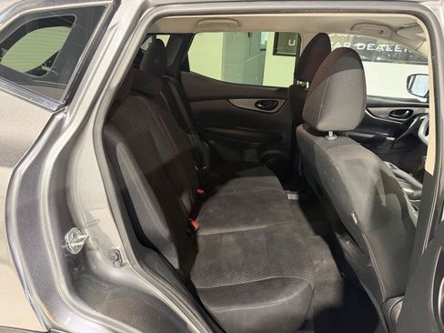 Used 2017 Nissan Rogue Sport S w/ S Appearance Package FWD image 17