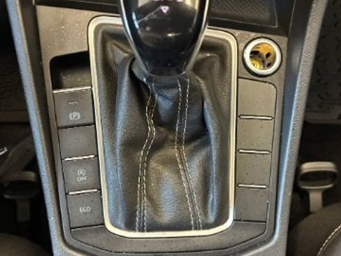 Used 2024 Volkswagen Jetta Sport FWD image 23