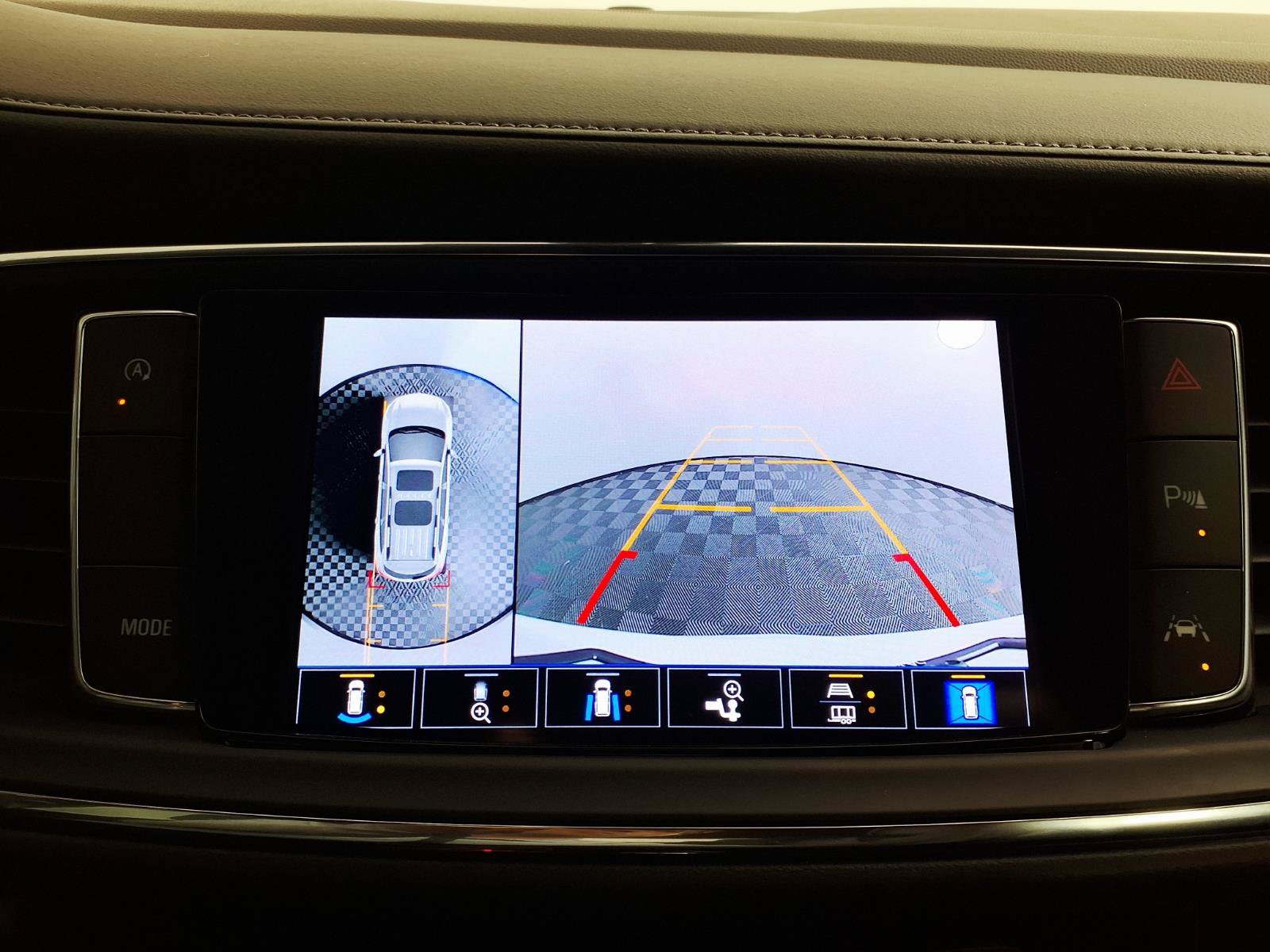 Used 2024 Buick Enclave Avenir w/ Avenir Technology Package FWD image 19